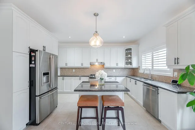 Additional image 11 of 34 Royal Links Circ