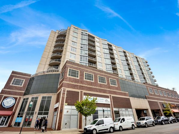 1134 W Granville Ave #820, Chicago, IL 60660