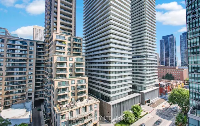 Additional image 17 of 33 Charles St Unit 1010