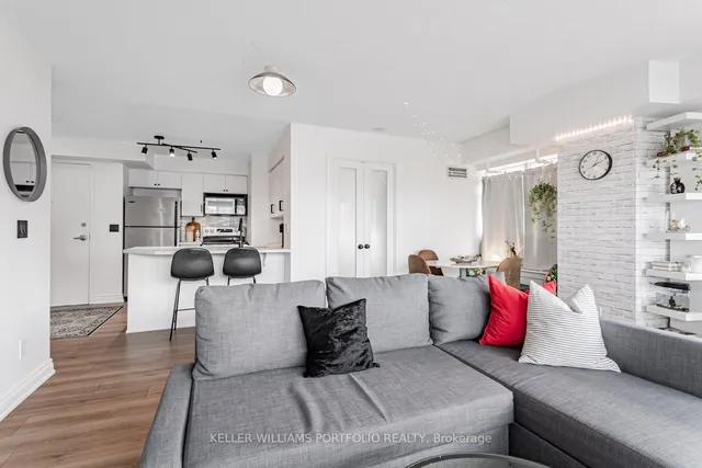 Additional image 15 of 255 Richmond St Unit 1205