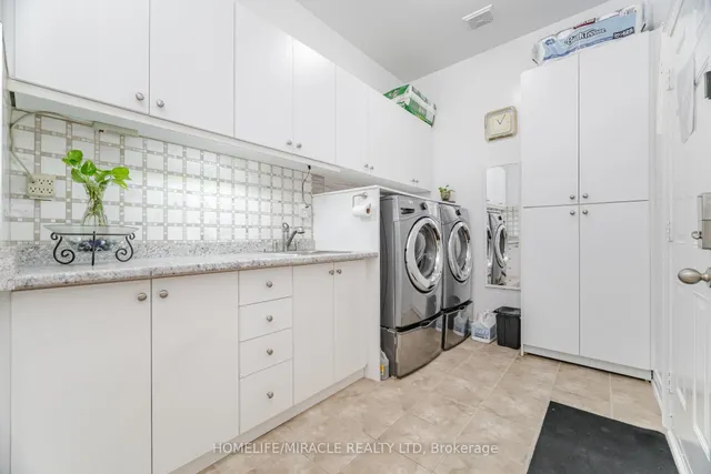 Additional image 18 of 110 Lloyd Sanderson Dr