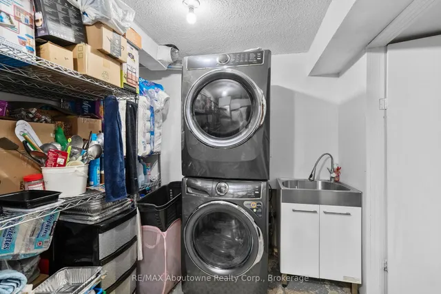 Additional image 27 of 17 Adam St