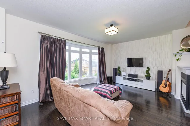 Additional image 12 of 13 Royal west Dr