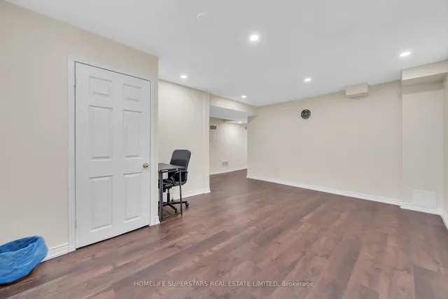 Additional image 47 of 82 Jewel Cres