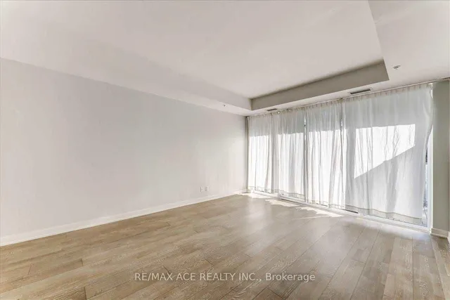 Additional image 18 of 1960 Queens St Unit 206