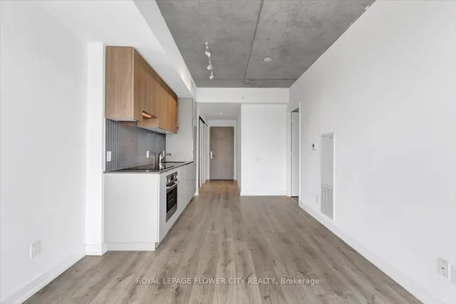 Additional image 13 of 161 Roehampton Ave Unit 4108