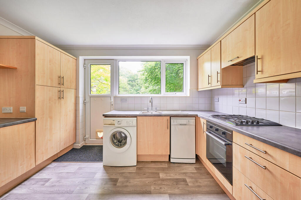 Additional image 13 of Charmouth Court, St Albans, Herts, AL1