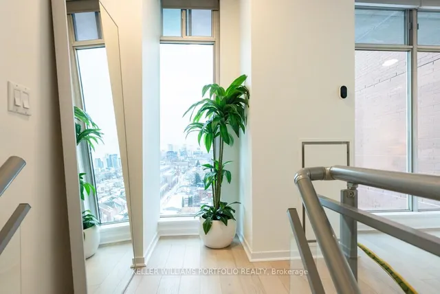 Additional image 14 of 301 Markham St Unit 806