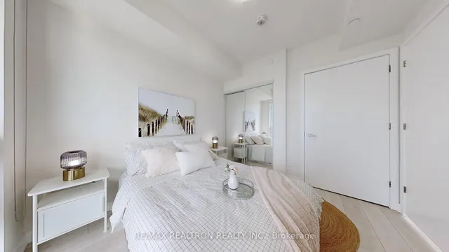 Additional image 14 of 2221 Yonge St Unit 2609