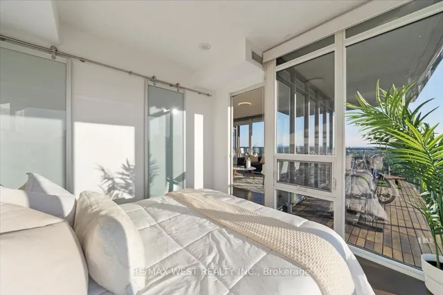 Additional image 6 of 88 Park Lawn Rd Unit 2116