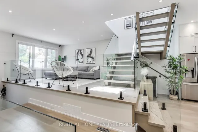 Additional image 6 of 378 CEDARVALE Ave