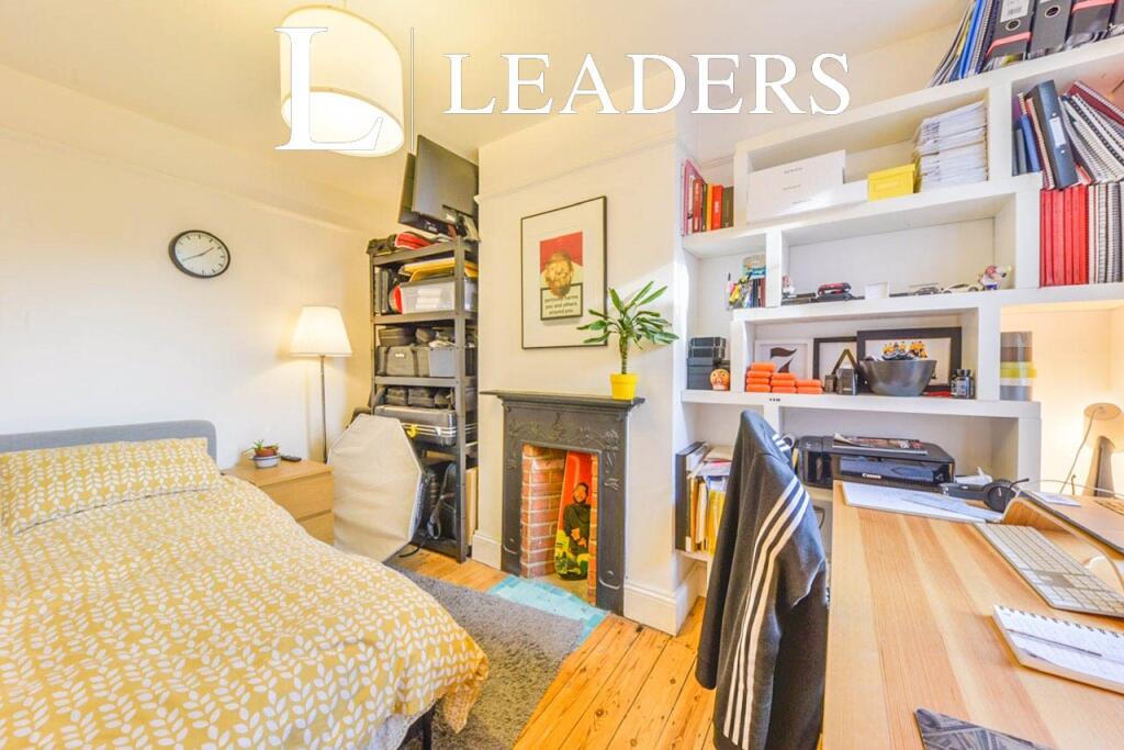 Additional image 6 of Folly Lane