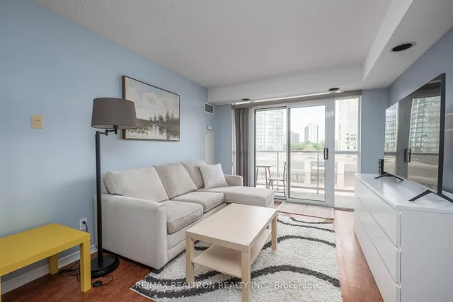 Additional image 6 of 3650 Kingston Rd Unit 426