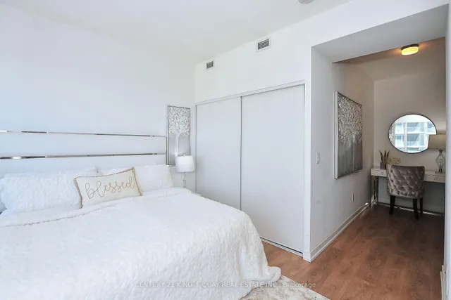 Additional image 17 of 115 McMahon Dr Unit 811