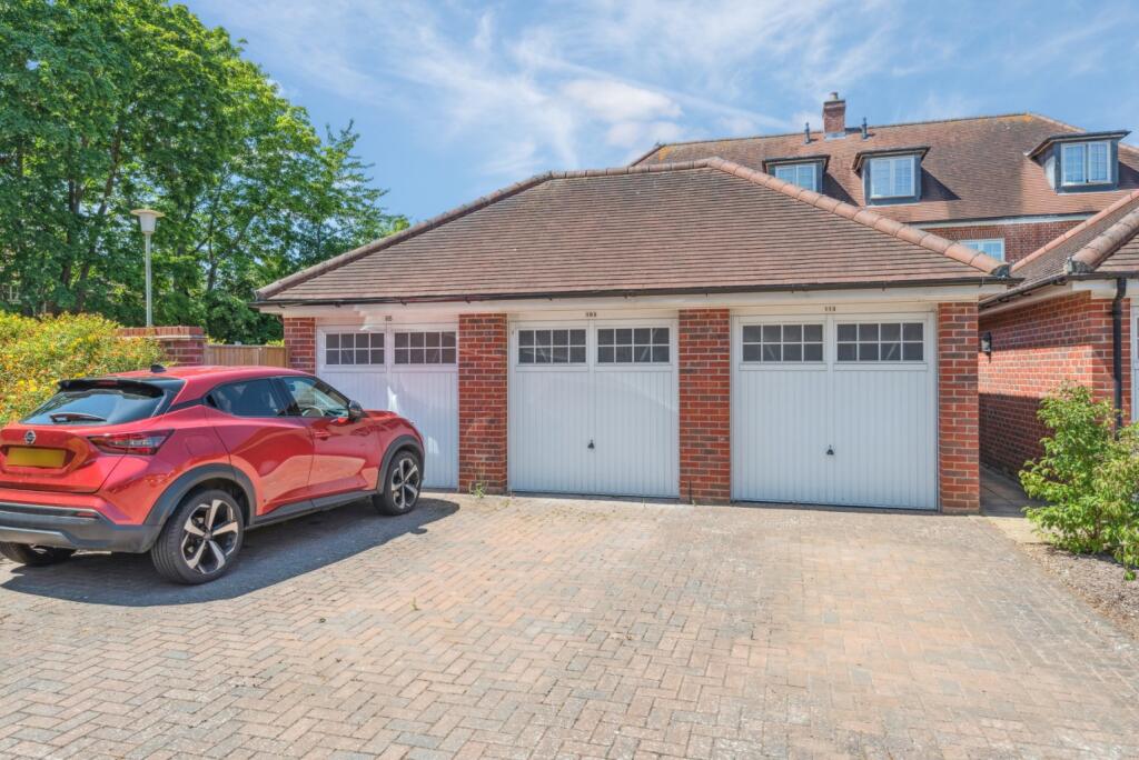 Additional image 21 of Parkway, Welwyn Garden City, Hertfordshire, AL8 6JD