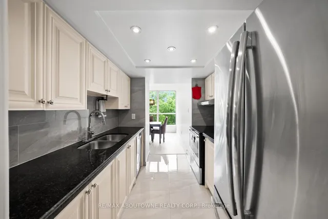 Additional image 16 of 5 Rowntree Rd Unit 407