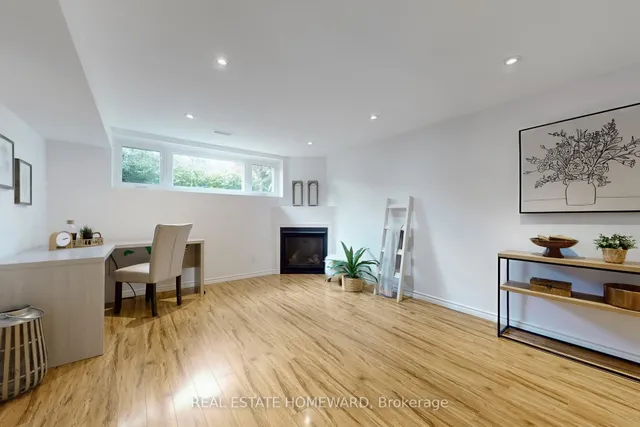 Additional image 35 of 33 Graystone Gdns