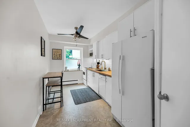 房产图片 9 - 40 Robinson St 单元 208