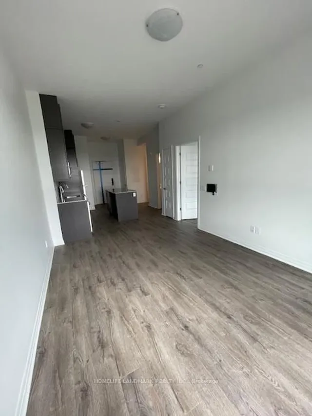 Additional image 5 of 95 Dundas St Unit 411