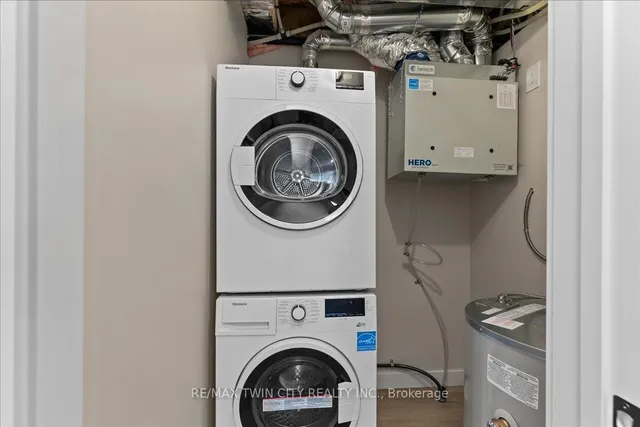 Additional image 6 of 2 Pipers Green Crt