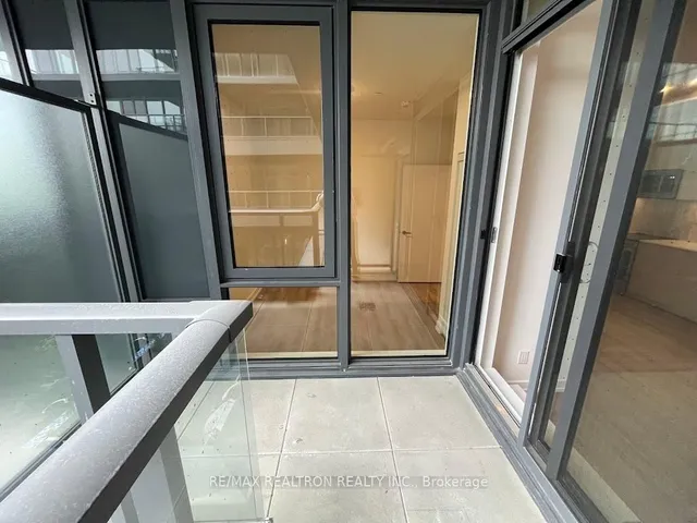 Additional image 26 of 500 Dupont St Unit 301