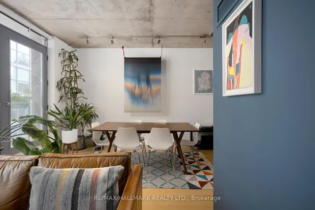 Additional image 12 of 36 Charlotte St Unit 605