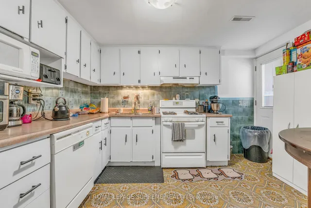 Additional image 28 of 40 Petunias Rd