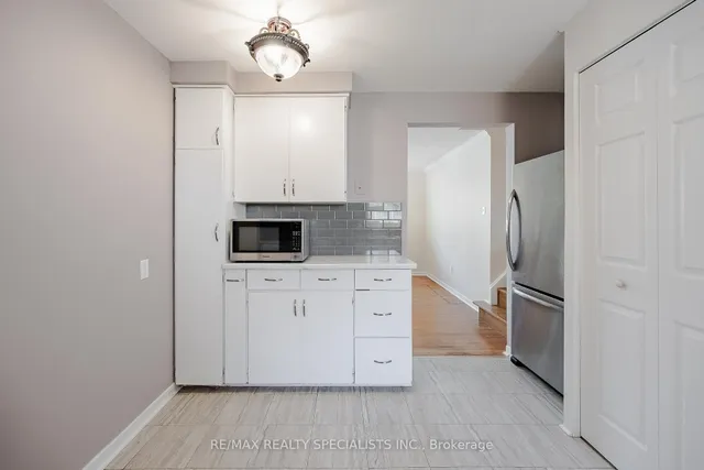 Additional image 14 of 211 Hazelglen Dr