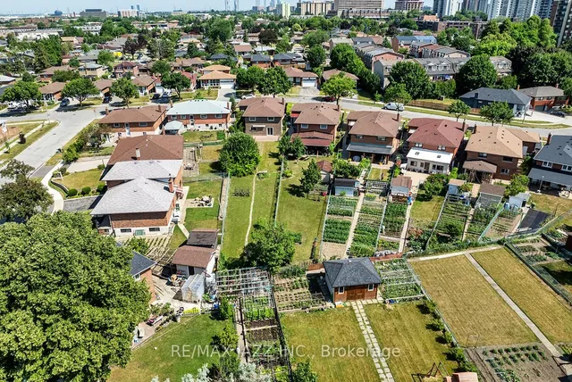 Additional image 44 of 54 Bartel Dr