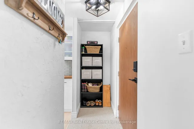 Additional image 12 of 4 Avalon Pl Unit 305