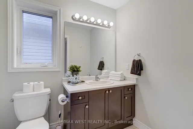 Additional image 34 of 270 Dalgleish Tr