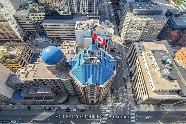 Additional image 25 of 38 Grenville St Unit 3303