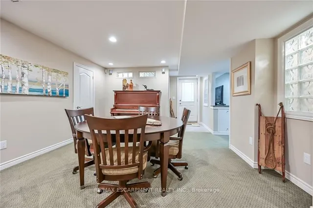 Additional image 37 of 15 Pelham Dr