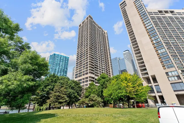 Additional image 33 of 65 Harbour Sq Unit 2603