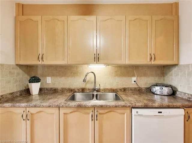 Additional image 13 of 897 Stone Church Rd Unit 4