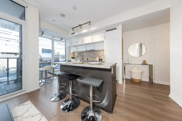 Additional image 16 of 8 mercer St