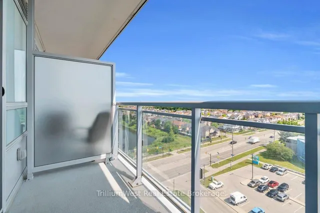 Additional image 21 of 1050 Main St Unit 1004