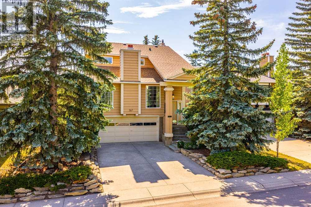 367 Coach Ridge Rise SW|Calgary, Alberta T3H1E9