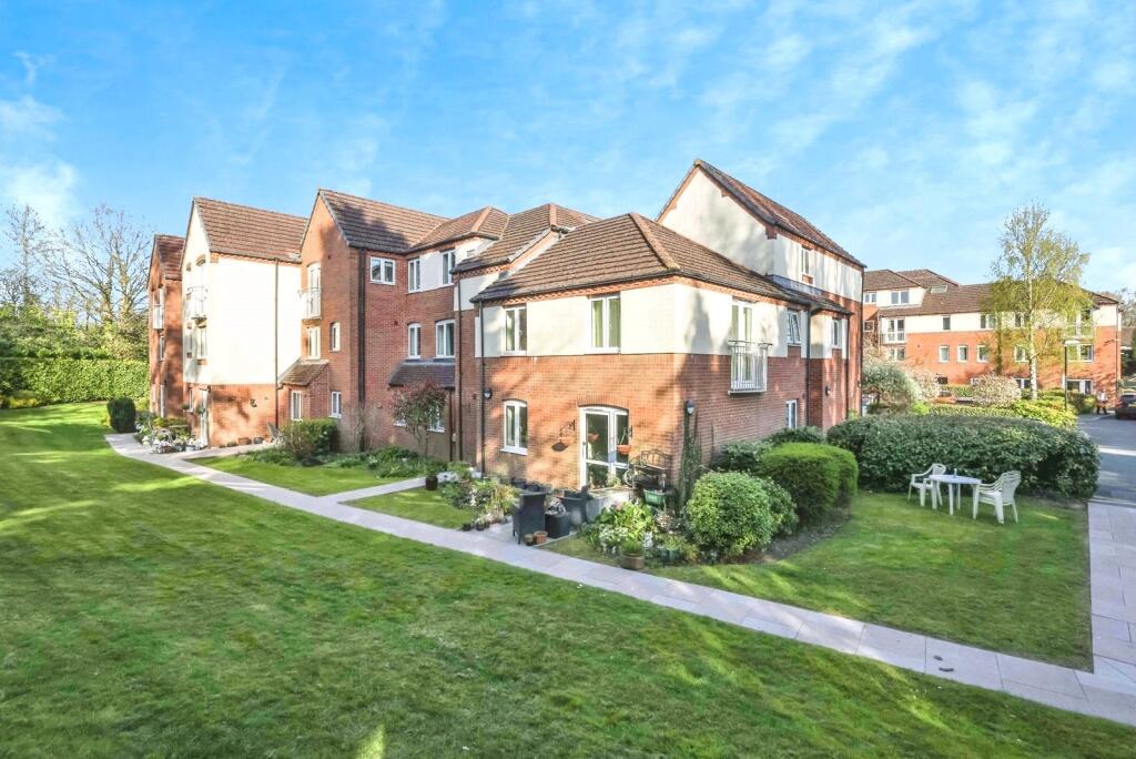 Bristol Road, Selly Oak, Birmingham, West Midlands, B29