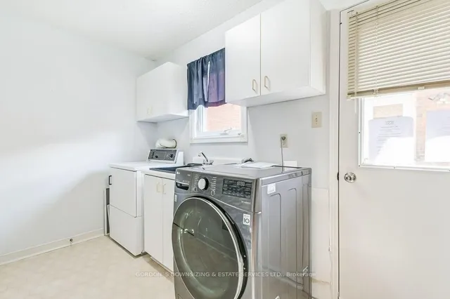 Additional image 18 of 459 Glenashton Dr