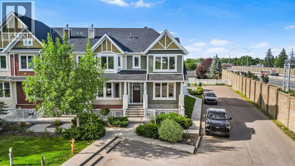 50 Mike Ralph Way SW|Calgary, Alberta T3E0H8