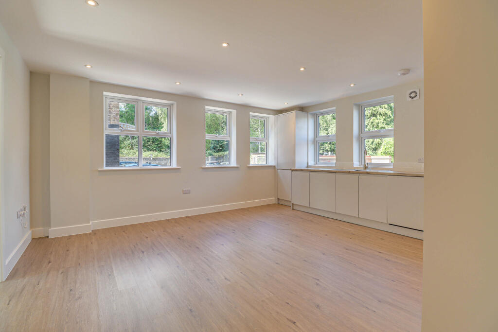 Additional image 2 of Marlborough Park, Southdown Road, Harpenden, Al5