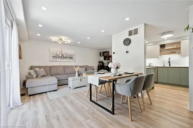 Additional image 12 of 64 Foxglove Cres