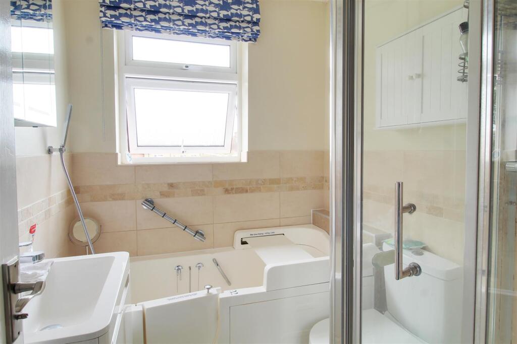 Additional image 9 of 33 Welham Manor, Welham Green