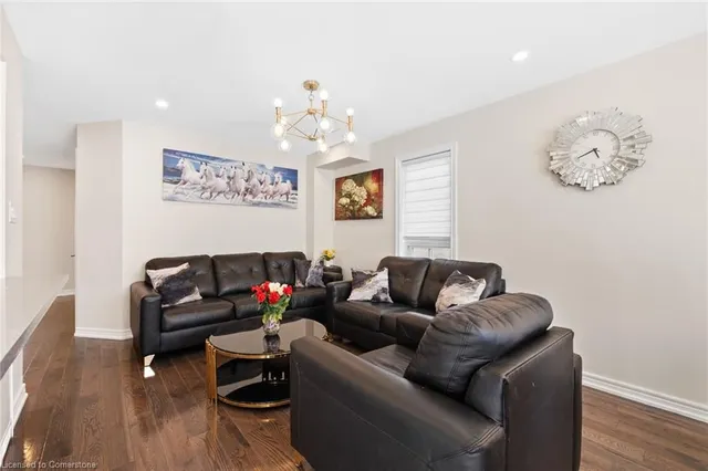 Additional image 13 of 19 Earl Grey St