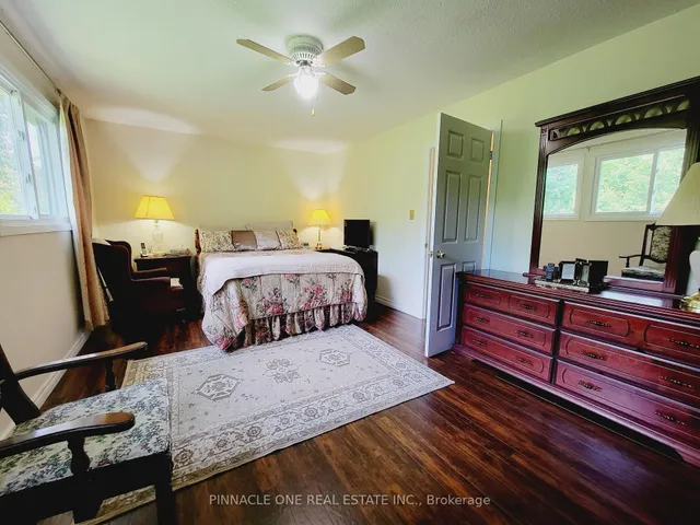 Additional image 27 of 61 Applegate Cres