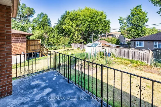 Additional image 18 of 28 Pilot St