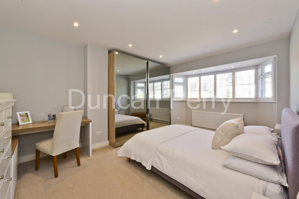 Additional image 7 of Bluebridge Avenue, Brookmans Park