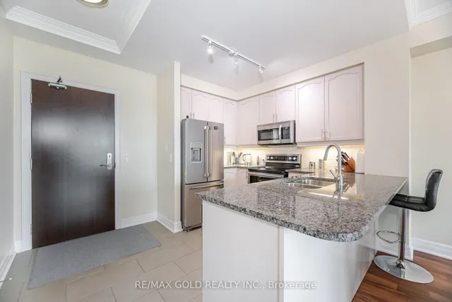 Additional image 4 of 100 John St Unit 2007