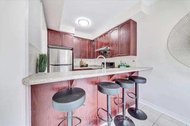 Additional image 14 of 62 Wyper Sq